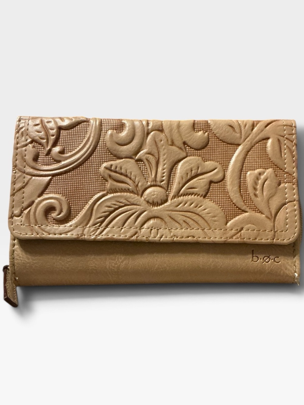 🌼B.O.C Millstone Deluxe Embossed Floral Wallet Clutch in Camel
